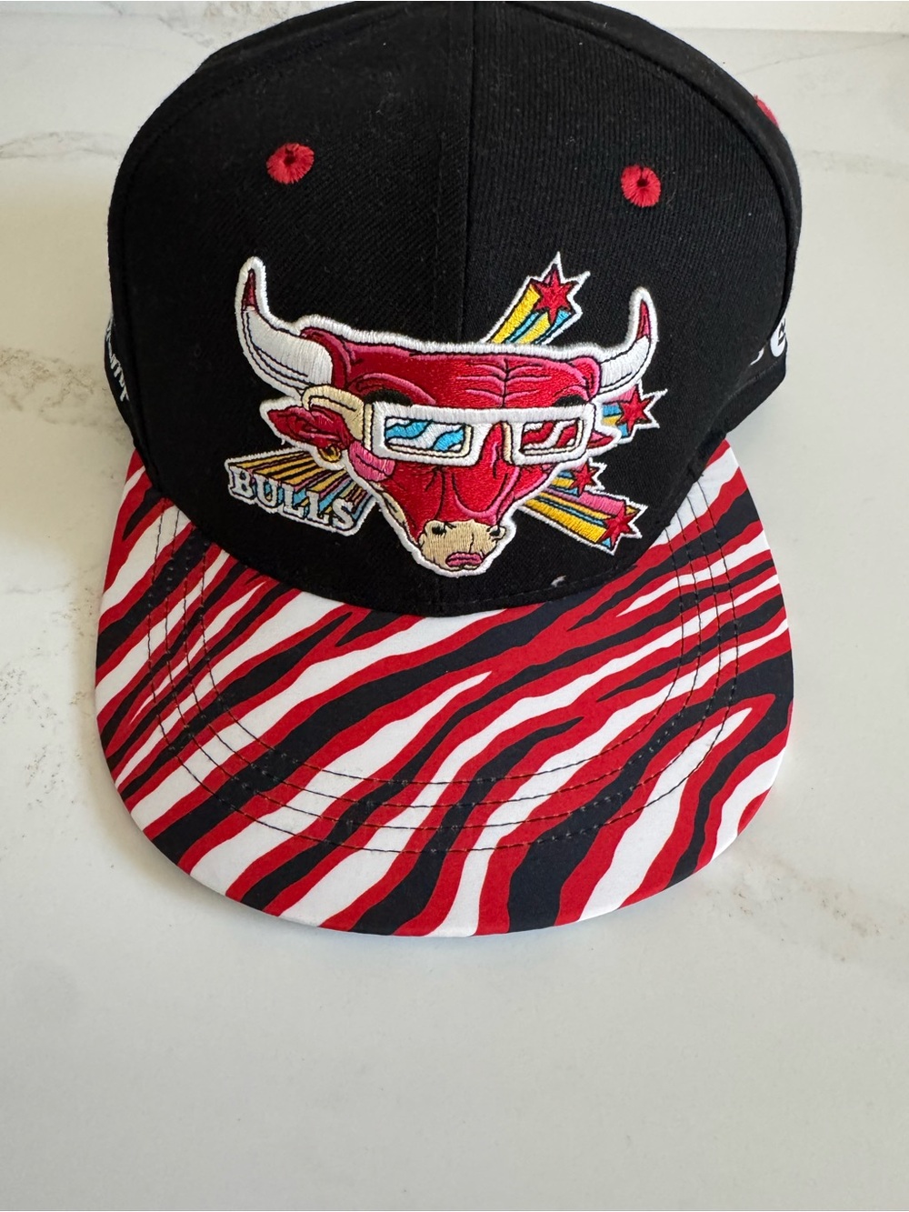 Chicago Bulls Kids Black & Red Cap with Graphic Logo